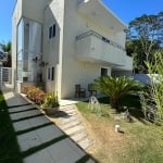 Linda casa condomínio outeiro da Glória