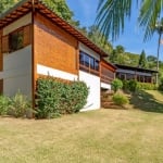 Casa com 5 quartos em condomínio em Quebra Frascos, Teresópolis.