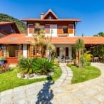 Casa com 4 quartos em condomínio na Granja Guarani, Teresópolis.