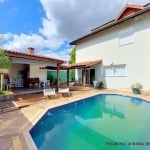 Casa com 3 dormitórios à venda, 370 m² por R$ 1.570.000,00 - Granja Viana - Cotia/SP