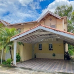 Casa com 3 dormitórios à venda, 134 m² por R$ 650.000 - Granja Viana