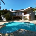 Casa com 4 dormitórios à venda, 375 m² por R$ 2.700.000,00 - Granja Viana - Cotia/SP