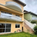 Casa com 3 dormitórios à venda, 180 m² por R$ 920.000 - Granja Viana