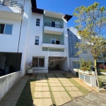 Casa com 3 dormitórios à venda, 157 m² por R$ 700.000,00 - Granja Viana - Cotia/SP