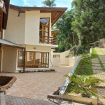 Casa com 4 dormitórios à venda, 318 m² por R$ 1.680.000,00 - Granja Viana - Cotia/SP