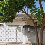 Casa oportunidade! Casa com piscina a venda no bairro Residencial Santa Paula em Jacareí