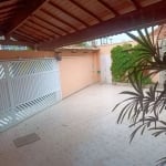 Casa com 3 dormitórios à venda, 100 m² por R$ 900.000,00 - Caiçara - Praia Grande/SP