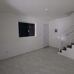 Sobrado com 2 dormitórios à venda, 56 m² por R$ 500.000,00 - Jardim Imperador - Praia Grande/SP