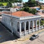 Casarão histórico à venda no centro de Piracaia-SP