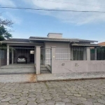 Casa com 4 quartos à venda na Rua Sérgio Cândido, 57, Carianos, Florianópolis