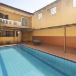 Casa tipo para venda com 3 quartos, 380m²