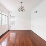 Casa tipo para venda com 3 quartos, 140m²