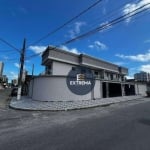 Sobrado com 3 dormitórios à venda, 127 m² por R$ 990.000,00 - Vila Guilhermina - Praia Grande/SP