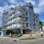 Apartamento Cobertura na Praia de Bombas na Cidade de Bombinhas-SC, com 245m², 3 suítes e piscina privativa.