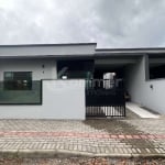 Casa à venda em Balneário Piçarras-SC, Itacolomi: 2 quartos, 1 suíte, 1 sala, 2 banheiros, 1 vaga, 85m². Imperdível!