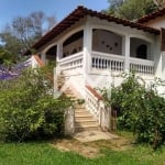 Charme e Natureza: Casa à Venda em Roseira - PARQUE PETRÓPÓLIS, Mairiporã - Seu Refúgio Verde à sua