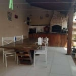 Casa com 4 quartos sendo 2 suítesà venda, 250 m² por R$ 700.000 - Jardim Patrícia - Uberlândia/MG