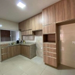 Casa com 3 dormitórios à venda, 168 m² por R$ 550.000,00 - Segismundo Pereira - Uberlândia/MG