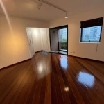 Apartamento de Alto Padrão no Itaim Bibi - 3 Quartos, 1 Suíte, 2 Salas, 4 Banheiros, 2 Vagas - São Paulo-SP