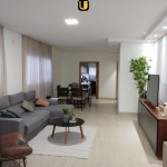 Imperdível: Casa à venda em Uberlândia-MG, Morada da Colina, 4 quartos, 2 suítes, 2 salas, 6 banheiros, 6 vagas, 262m².