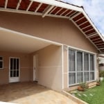 Casa em Condomínio com 3 quartos em Santa Felicidade