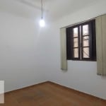 Casa para Locação em Vila Brasilio Machado - 2 Dorms, R$2000