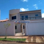 Casa com 3 dormitórios à venda, 250 m² por R$ 750.000,00 - Jardim Montecatini - Londrina/PR