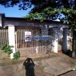 Casa com 3 quartos para alugar, 230 m² por R$ 3.500/mês - Jardim Petrópolis - Londrina/PR