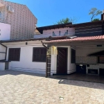 Casa à venda, no Bairro Forquilhas, São José-SC, com 3 quartos, sendo , com 2 vagas