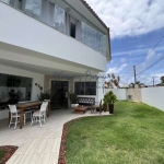 Casa para Venda em Lauro de Freitas, Vilas Do Atlântico, 5 dormitórios, 5 suítes, 7 banheiros, 2 vagas