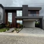 Casa alto padrão em condomínio praia dos Ingleses.