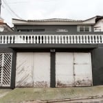 Casa tipo para venda com 3 quartos, 165m²