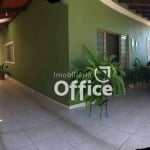 Casa com 3 quartos à venda, 215 m² por R$ 280.000 - Jardim Silveira - Anápolis/GO