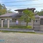 Casa com 3 quartos para alugar na Rua Alfons Pfuetzenreiter, 175, Itoupava Norte, Blumenau