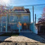 Sobrado com 3 dormitórios à venda, 182 m² por R$ 880.000 - Bacacheri - Curitiba/PR