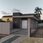 Casa super confortável com 92m² totais - 400m do mar