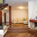 Casa com 4 dormitórios à venda, 296 m² por R$ 990.000,00 - Guaíra - Curitiba/PR