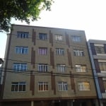 Apto térreo de 2 quartos c/ área externa - Av. dos Andradas.