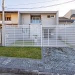 Sobrado com 3 quartos sendo 1 suíte no bairro Barreirinha, próximo ao Parque São Lourenço