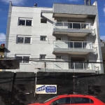 Vende no coração do bairro Menino Deus, ótimo apto  02 dormitórios sendo o do casal linda suíte, imóvel com peças amplas, living 02 ambientes, piso porcelanato, sacada, churrasqueira, banheiro montado