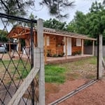 Terreno, no bairro Chapéu do Sol, Porto Alegre/RS     &lt;BR&gt;   &lt;BR&gt; &lt;BR&gt;Casa com terreno medindo 20 metros de frente por 32 metros de profundidade com casa nova de 2 dormitórios , sala