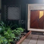 Apartamento no JARDIM DAS PALMEIRA III - Jardim Itu Sabara - POA &lt;BR&gt;&lt;BR&gt;Impecável apartamento reformado, Doutor Otavio santos, andar alto, ensolarado, silencioso, com vista. &lt;BR&gt;&lt