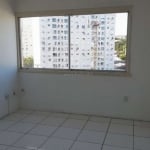 Apartamento de 2 dormitorios a venda no Bairro Santana.&lt;BR&gt;tradicional apartamento com dois dormitórios, sala integrada à cozinha, banheiro com box em vidro e com ventilação direta. Imóvel silen