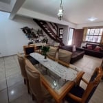 Casa 2 dormitórios, 2 suítes, 3 banheiros, 2 vagas de garagem, no bairro Hipica, Porto Alegre/RS   &lt;BR&gt;     &lt;BR&gt;Ótima casa no bairro Hípica com 02 dormitórios/suítes, espaçoso living para 