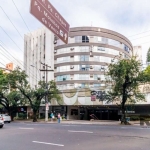 Excelente oportunidade de investimento! Loja à venda no Edificio Central Park Gallery, localizado na Rua Mostardeiro, bairro Rio Branco. Com área privativa de 26.64m² e área total de 49.93m², essa loj