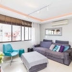 Apartamento impecável com living 2 ambientes em porcelanato, teto rebaixado em gesso, churrasqueira, cozinha mobiliada, área de serviço separada, 3 dormitórios sendo um suíte com closet e 2 vagas escr