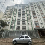 Ótima oportunidade de adquirir um apartamento no Edifício Lavalle, localizado na Rua Sofia Veloso, próximo a comércios e serviços. O imóvel possui 2 dormitórios, 1 banheiro social, elevador de serviço