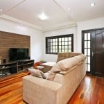 Casa 4 dormitórios, 4 suítes, 6 vagas de garagem, bairro Jardim Itu, Porto Alegre/RS.      &lt;BR&gt;  &lt;BR&gt;Excelente casa a venda no bairro Jardim Itu em Porto Alegre, pavimento inferior living 