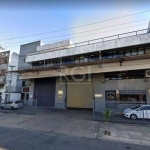 vendo pavilhão em Porto Alegre/RS. com 777,57 m² de área , e 2.782,19 m² de área construída e pé direito de 6 m. Escritório, sanitários e cozinha com churrasqueira. Prédio  comercial. Excelente locali