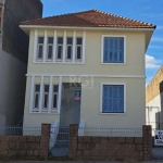 Oportunidade excelente sobrado para investimento todo reformado, na melhor localização do bairro São Geraldo 4º Distrito.&lt;BR&gt;Terreno medindo 11x48,40 mts, 480 m² de área construída &lt;BR&gt;O b